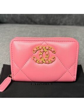CHANEL 19 lambskin pink zippy wallet FIRM price